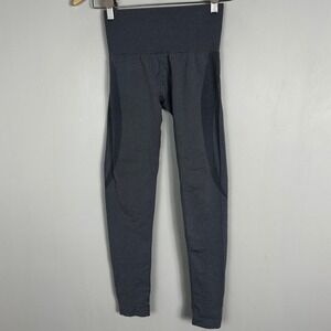 NVGTN Grey Booty‎ Lifting Curve Leggings Womens Size XS Gym Workout Pants Tight